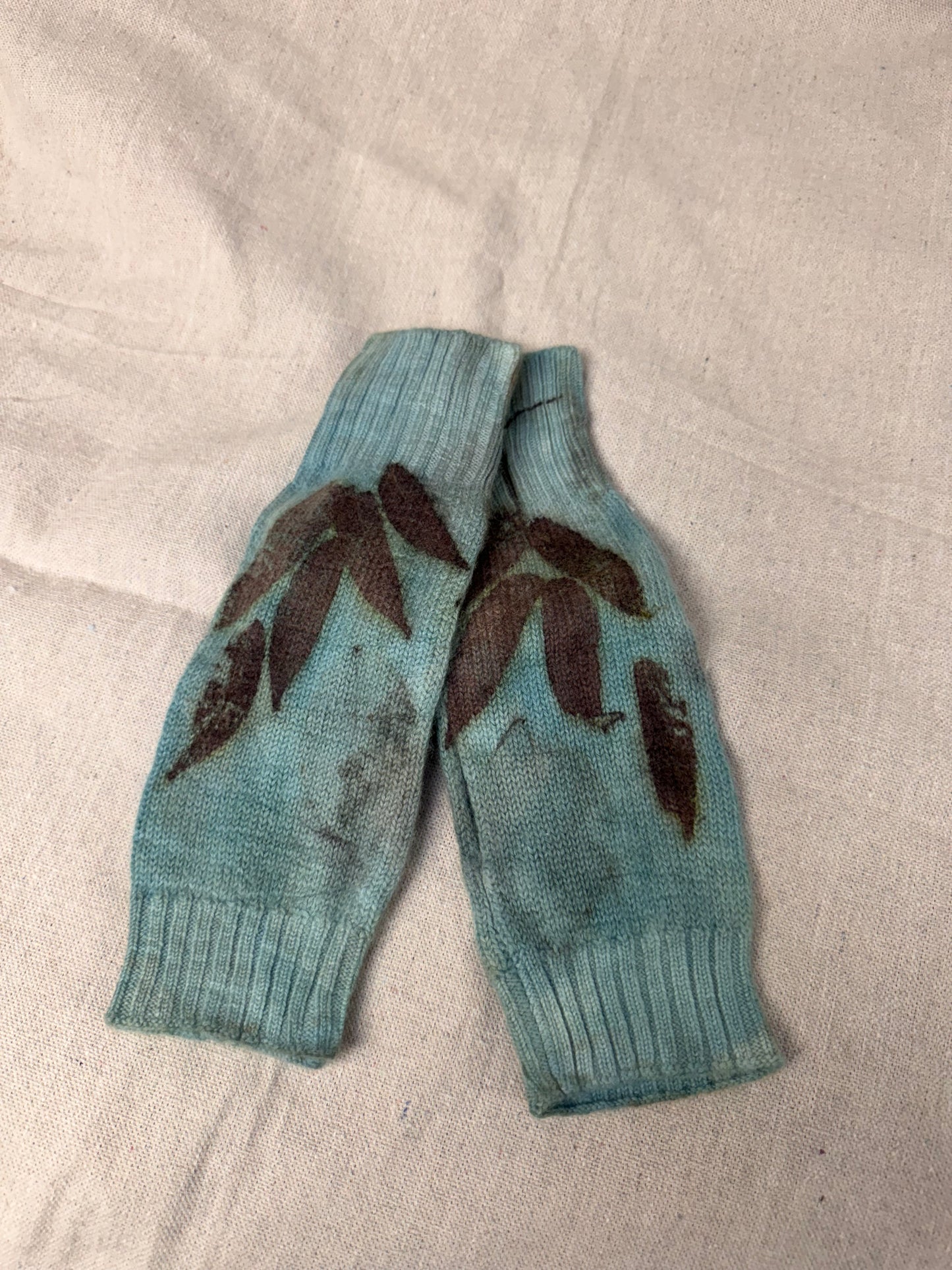 Botanically Dyed Fingerless Gloves