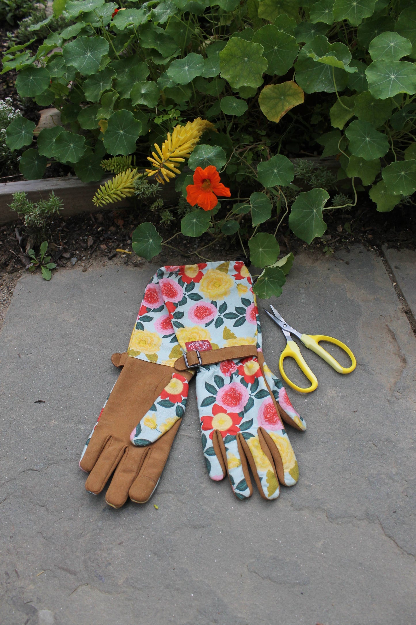 Arm Saver Gloves | Heirloom Garden